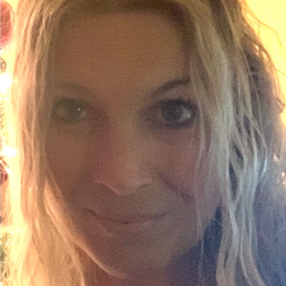 Meet your Posher, Starla - Picture 7 of 7